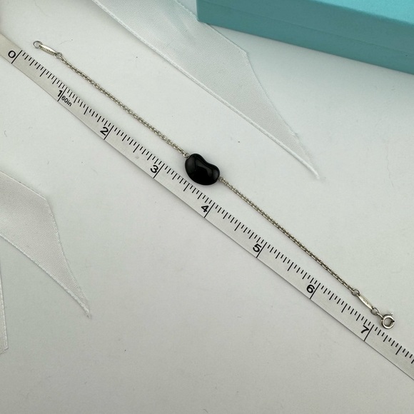 RARE Tiffany & Co. Black Jade Bean Bracelet Sterling Silver by Elsa Peretti - Picture 4 of 7